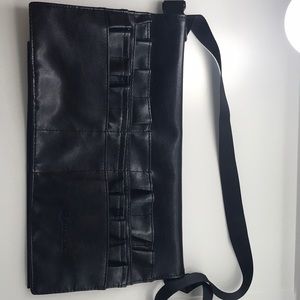 Bh cosmetics artist brush holder